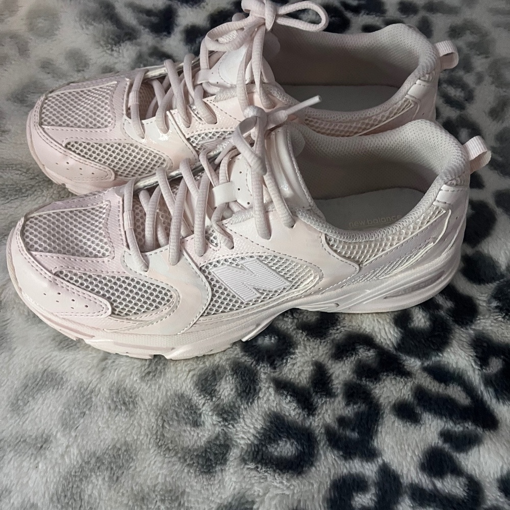 New balance pink